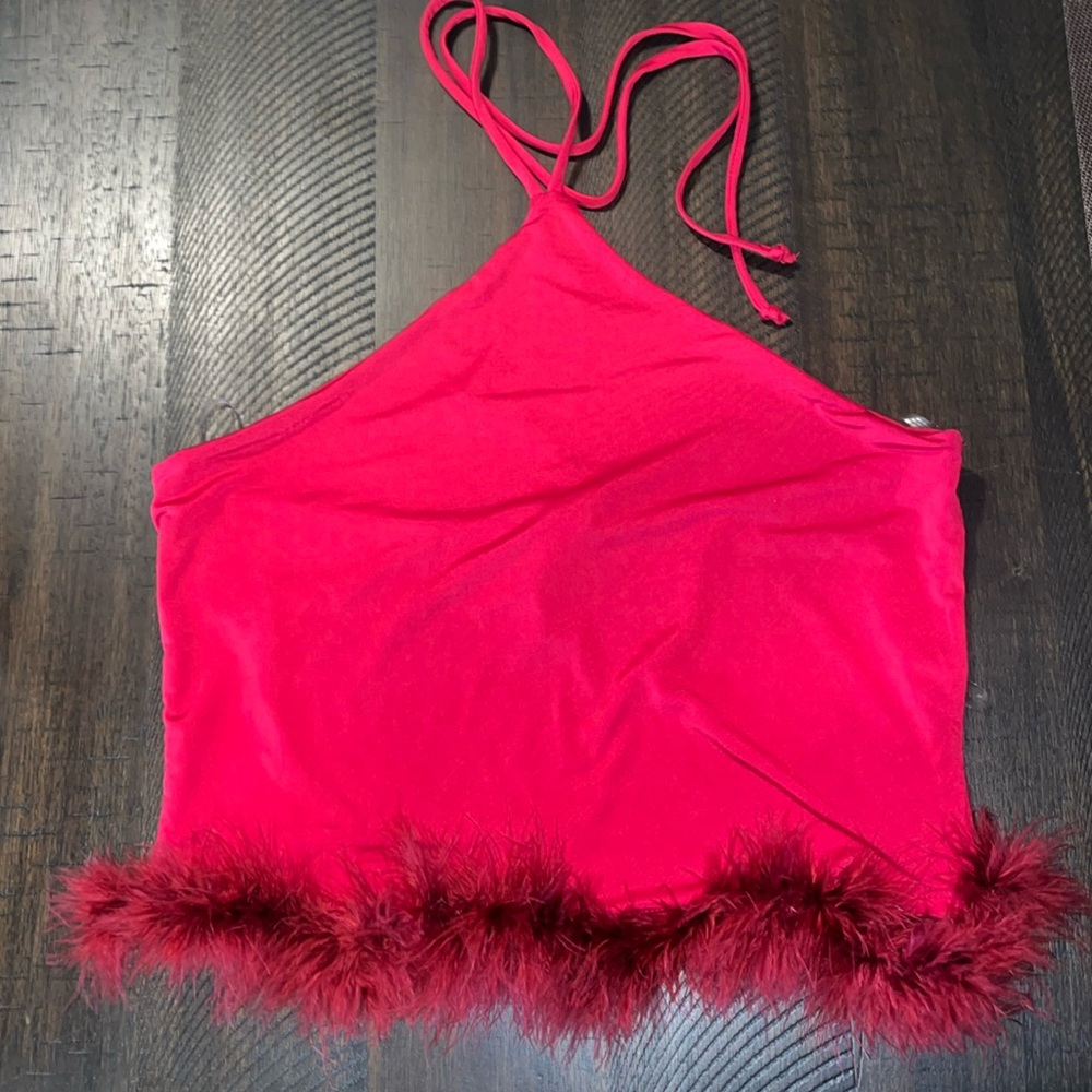 Halter top with faux fur